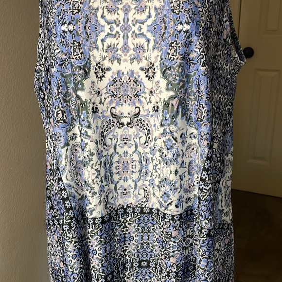 AB Studio Sleeveless Top in size L - Picture 3 of 5